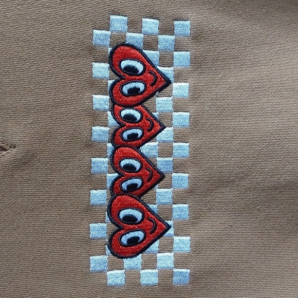 Happy Heart Sweater - Picture 4 of 10